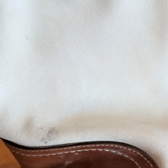 Coach White and Brown Tote Bag - Picture 3 of 11